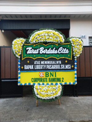 Papan Bunga Duka di Kebakkramat